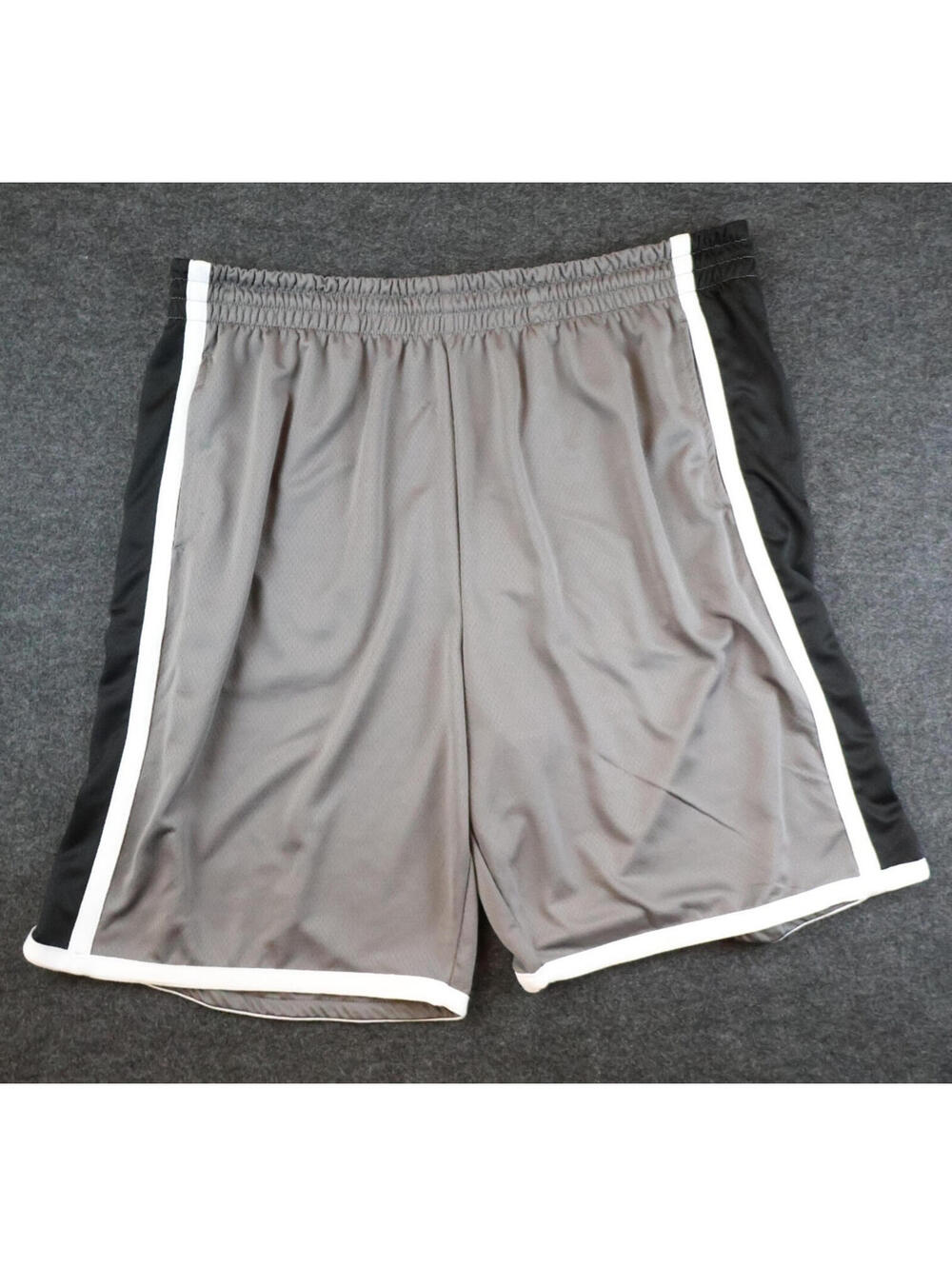 CSG Athletic Shorts Mens 3XL Gray Black Basketball Training 10” Inseam NWT